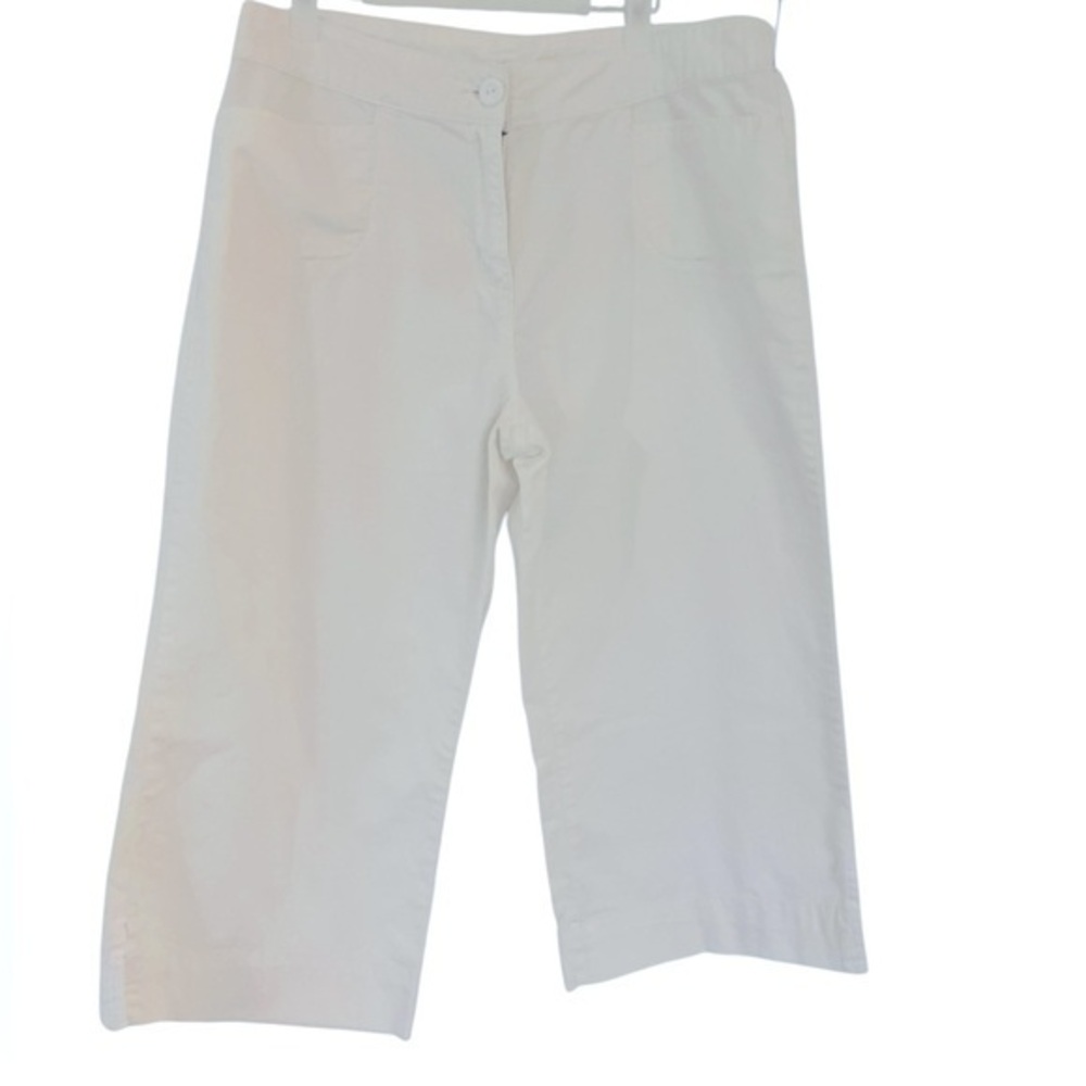 Woolrich Women's white wide 4 pocket relaxed fit  cropped size 12
